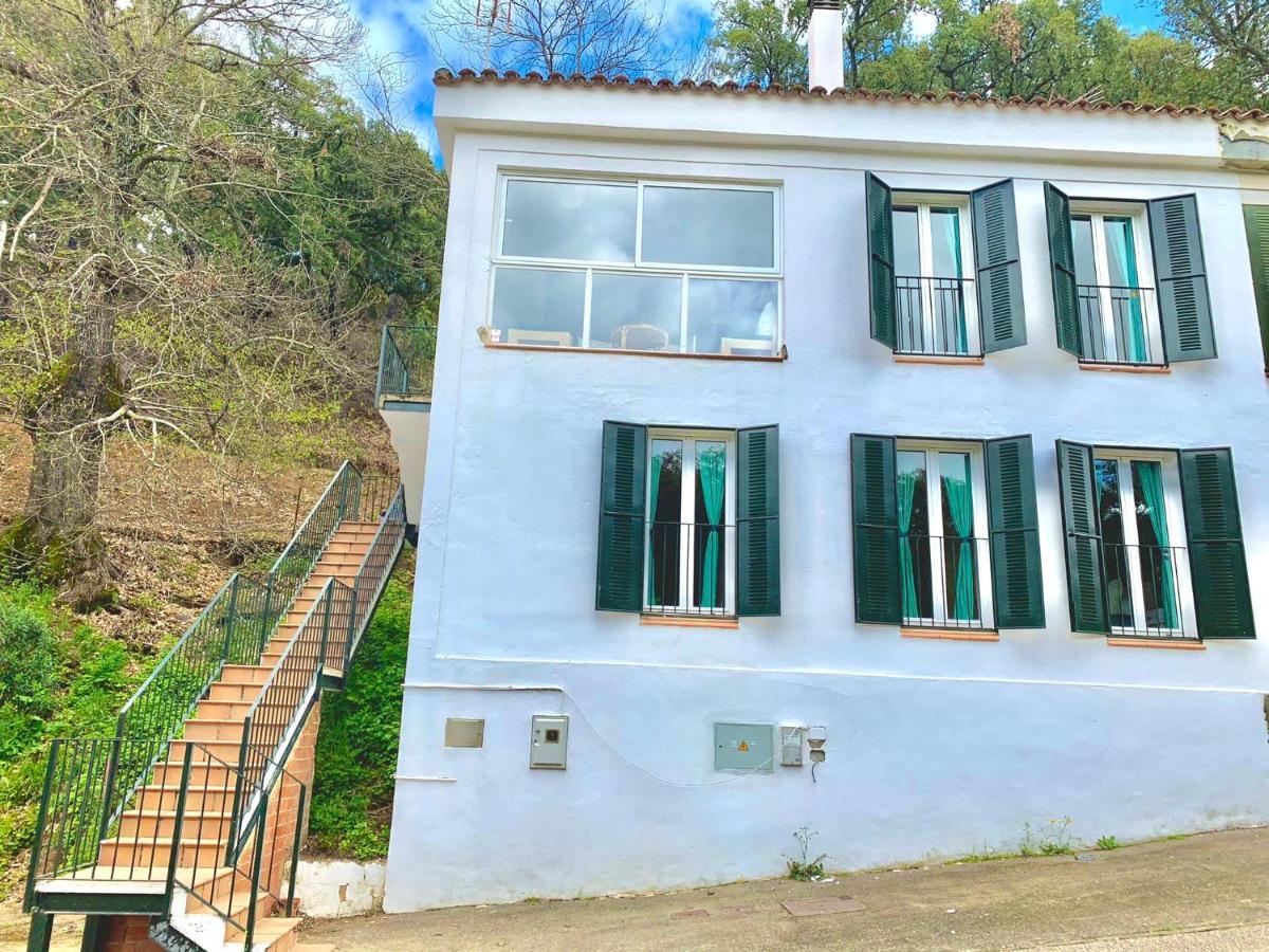 Casa Rural Una Ventana A La Montana Aracena Esterno foto